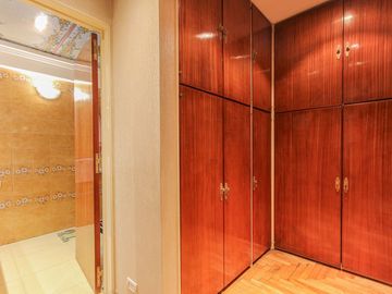 CASA 5 AMBIENTES VENTA FLORES QUINCHO PERMUTA