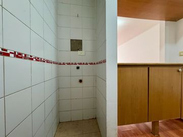 VENTA DEPARTAMENTO MONOAMBIENTE FLORES COCHERA