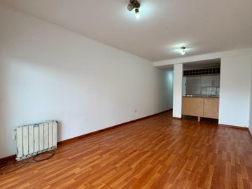VENTA DEPARTAMENTO MONOAMBIENTE FLORES COCHERA
