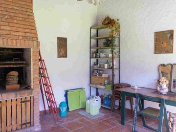 Venta CASA 5 ambientes Olivos pileta jardin