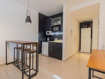 DEPARTAMENTO VENTA LAS CAÑITAS MONOAMBIENTE BALCON