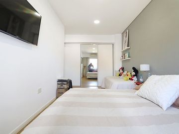 Venta Casa 6 ambientes Villa Luro c/pileta