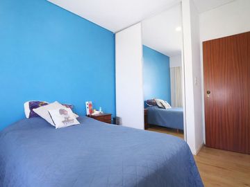 Venta Casa 6 ambientes Villa Luro c/pileta