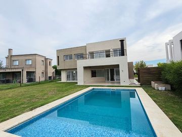 CASA 5 AMBIENTES VENTA EL CANTON NORTE LAGUNA