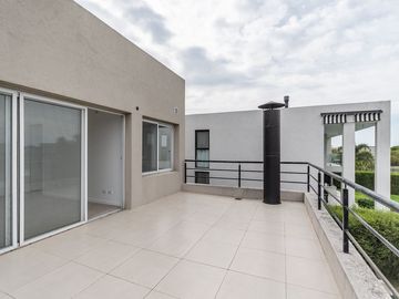 CASA 5 AMBIENTES VENTA EL CANTON NORTE LAGUNA