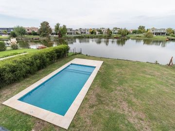 CASA 5 AMBIENTES VENTA EL CANTON NORTE LAGUNA
