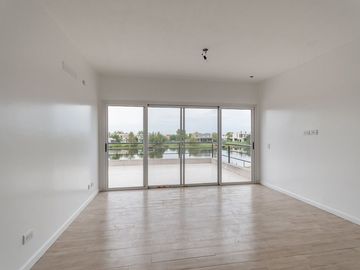 CASA 5 AMBIENTES VENTA EL CANTON NORTE LAGUNA