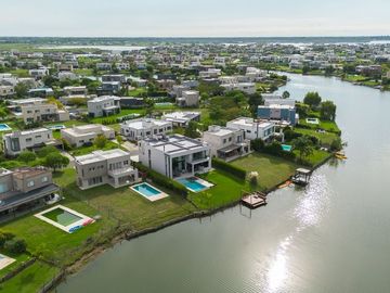 CASA 5 AMBIENTES VENTA EL CANTON NORTE LAGUNA