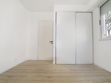 VENTA PH 3 AMBIENTES A NUEVO 2 PATIOS V PUEYRREDON