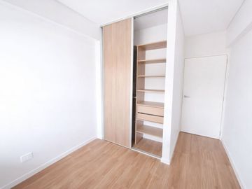 DEPARTAMENTO 4 AMBIENTES VENTA CABALLITO COCHERA