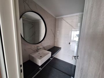 DEPARTAMENTO 4 AMBIENTES VENTA CABALLITO COCHERA