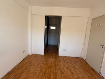 DEPARTAMENTO 2 AMBIENTES VENTA AVELLANEDA BALCON