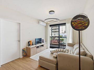 DEPARTAMENTO 2 AMBIENTES VENTA BELGRANO COCHERA