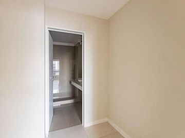 DEPARTAMENTO 4 AMBIENTES VENTA URQUIZA COCHERA