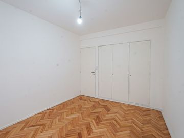 DEPARTAMENTO 4 AMBIENTES VENTA FLORES FINANCIACION