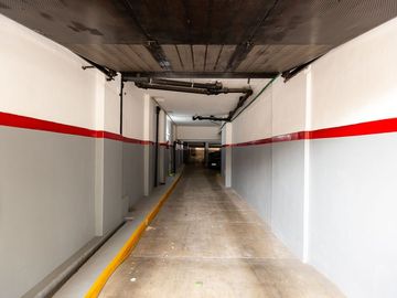 VENTA COCHERA DOBLE CUBIERTA FIJA EN VILLA URQUIZA