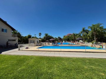 Casa 10 Ambientes VENTA Aranzazu Escobar Pileta