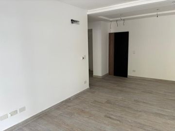 DEPARTAMENTO 3 AMBIENTES VENTA FLORES COCHERA