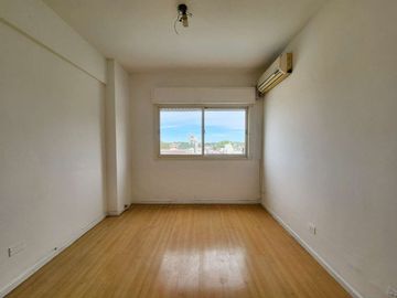 Departamento Venta 5 ambientes en Flores