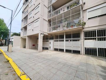 Departamento Venta 5 ambientes en Flores