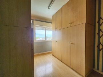 Departamento Venta 5 ambientes en Flores