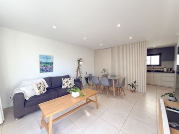VENTA DEPARTAMENTO 2 DORMITORIOS COCHERA TANDIL