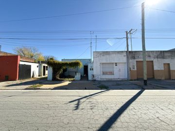 VENTA CASA A RECICLAR Y DTO GRAN LOTE/VILLA ITALIA
