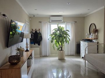 VENTA IMPERDIBLE CASA DE 2 DORM. EN VILLA ITALIA