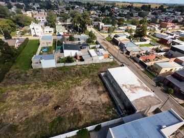 LOTE AMPLIO EL TROPEZON TANDIL CON SERVICIOS