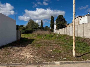 LOTE AMPLIO EL TROPEZON TANDIL CON SERVICIOS