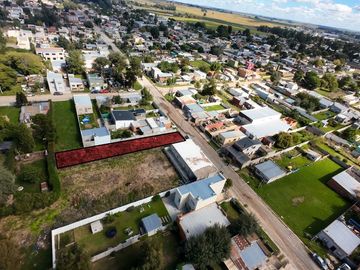 LOTE AMPLIO EL TROPEZON TANDIL CON SERVICIOS