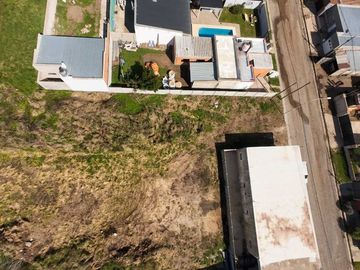 LOTE AMPLIO EL TROPEZON TANDIL CON SERVICIOS