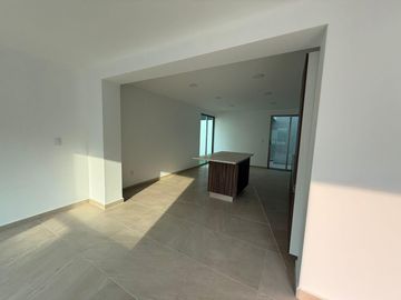 VENTA DE CASA NUEVA EN CONJUNTO FRISONES II EN CACALOMACAN TOLUCA