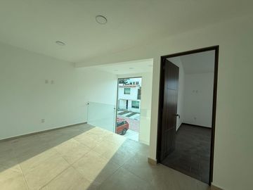VENTA DE CASA NUEVA EN CONJUNTO FRISONES II EN CACALOMACAN TOLUCA