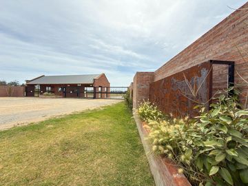LOTE EN BARRIO LA VAGUADA