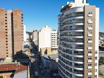 VENTA DEPARTAMENTO 2 DORMITORIOS CENTRO TANDIL SUM