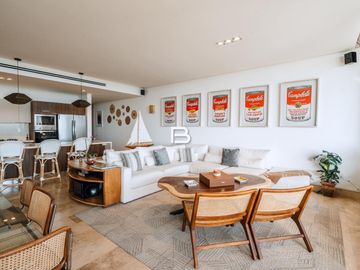 En Venta Amueblado en Puerto Cancun Punta Del Mar