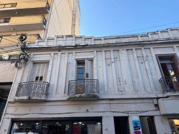ALQUILER COMERCIAL DPTO EN 1º PISO CALLE NECOCHEA