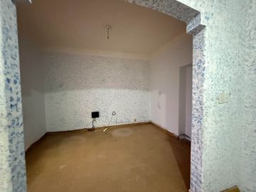 ALQUILER COMERCIAL DPTO EN 1º PISO CALLE NECOCHEA