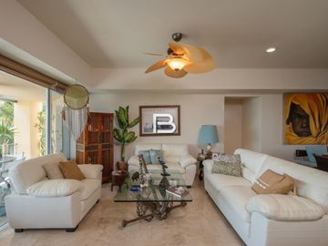 En Venta Departamento en Isla Dorada Cancún