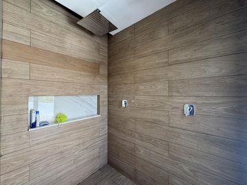 CASA DE UN NIVEL EN VENTA EN MARINA DE PUNTA TIBURÓN