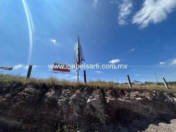 Terreno comercial en  VENTA EN EL MARQUÉS