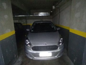VENTA COCHERA CUBIERTA EN PALERMO
