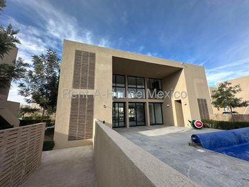 Altos de Juriquilla departamento de 208 m2 en VENTA RAH1818