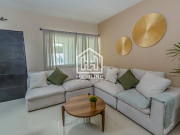 CASA EN VENTA EN PLAYA DEL CARMEN 3 HABITACIONES CON GYM, CASA CLUB ALBERCA, GRILL, PRIVADO