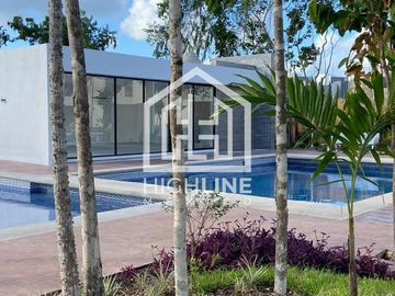 CASA EN VENTA EN PLAYA DEL CARMEN 3 HABITACIONES CON GYM, CASA CLUB ALBERCA, GRILL, PRIVADO