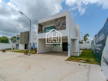 CASA EN VENTA EN PLAYA DEL CARMEN 3 HABITACIONES CON GYM, CASA CLUB ALBERCA, GRILL, PRIVADO