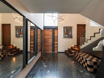 Casa en Venta en Parque Guanajuato con terrazas para disfrutar