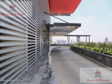Oficina en Venta en Hacienda las Palmas GIS  25-3494