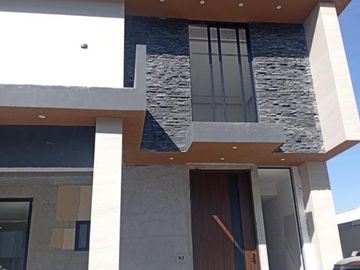 RESIDENCIA en VENTA en SIERRA ALTA 9o sector Carretera Nacional Monterrey NL
